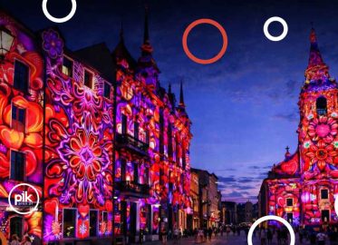 Love Is In The Square - Ruchome murale | viedomapping